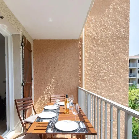 公寓 Les Aigues Marines-63 By Interhome *
