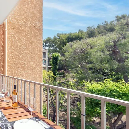 Les Aigues Marines-63 By Interhome *